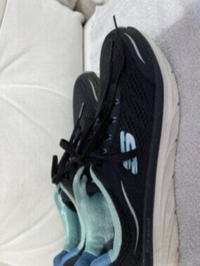 Women's Sketcher Sneakers in size 8.5